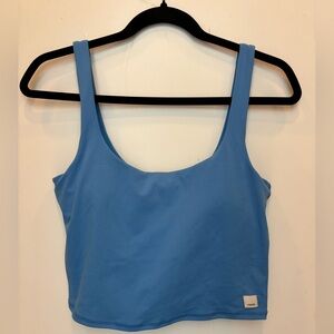 Vuori Daily Crop Tank - Size M, Blue